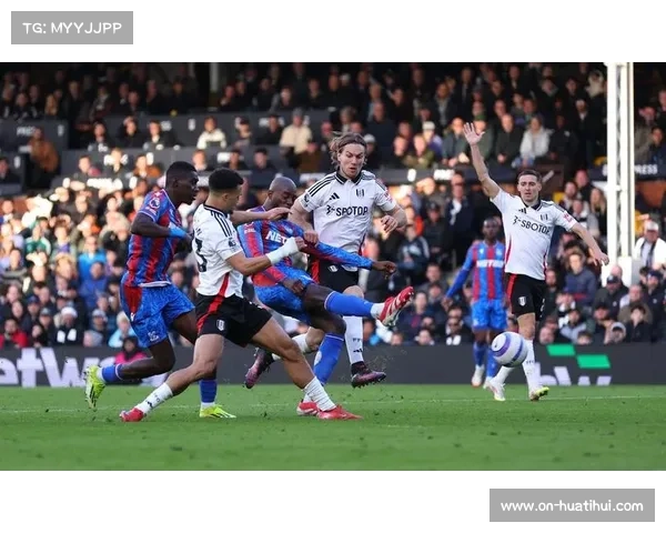 伯恩茅斯2-0狼队，终结客场五个月不胜
